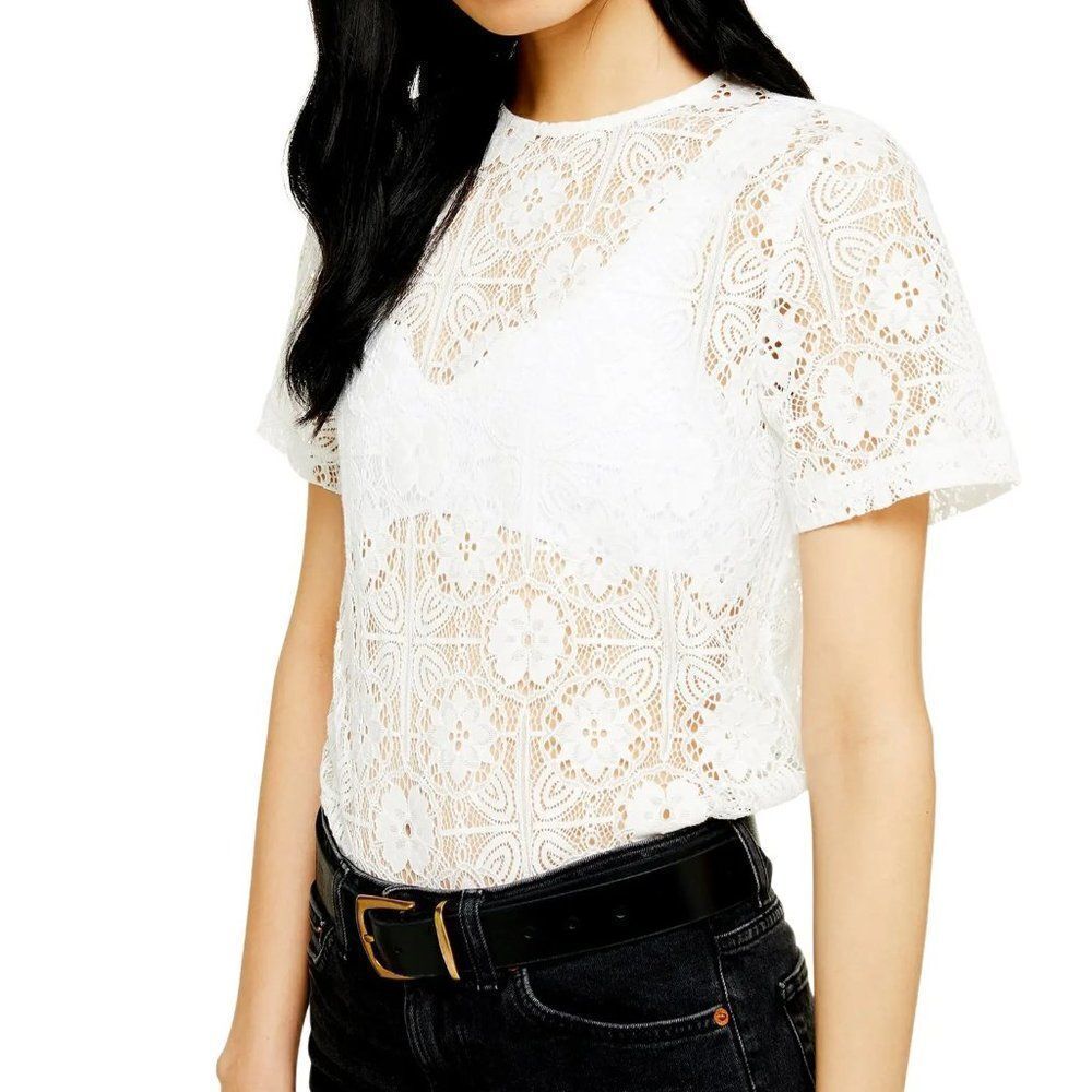 TopshopΒ Floral Lace Short SleeveβTop size 6 inβWhite